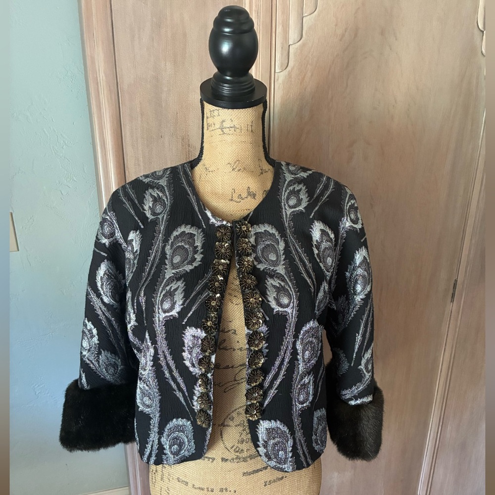 VTG Y2K Trina Turk Black Metallic Peacock Feather Fur Trim Cropped Jacket 10